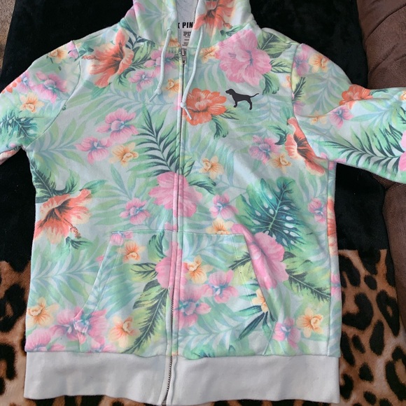 PINK Victoria's Secret Jackets & Blazers - NWOT Pink Victoria’s secret tropical zip up jacket